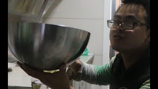 小伙一口气吃69个水饺,半碗都没的,自嘲饭量太小