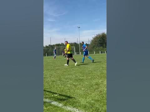 TACLE ASSASSIN le joueur prend un CARTON ROUGE 😨#footballdistrict # ...
