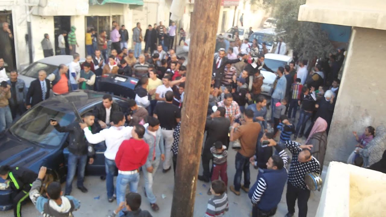 طخ لـرائد الكايد في الرصيفه