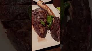 Tomahawk steak at Oscar’s Steakhouse. #lasvegas #downtownlasvegas #oscarssteakhouse #lasvegasdrinks