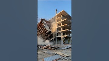 seconds when the building in the construction area collapsed 🏢 #realestate #building #collapse