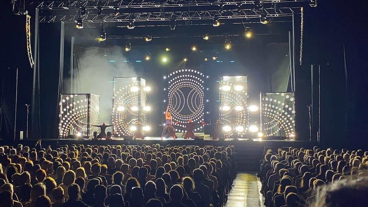 Veronic DiCaire - Show Girl Tour - Nantes (08/06/22)