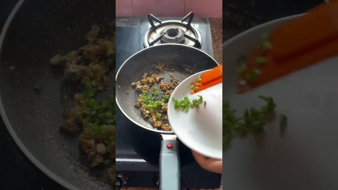 🤤Veg Momos Recipe🥟❤️#shorts #youtubeshorts #vegmomos #momos #foodie #foodvlog #recipe #viral #veg