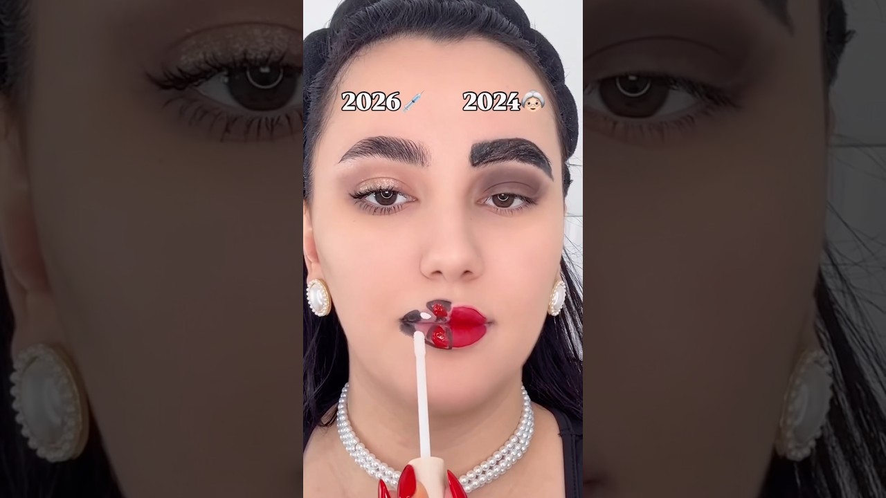 PERFECT LIPSTICK HACK 😱😱 #makeup #makeuphack