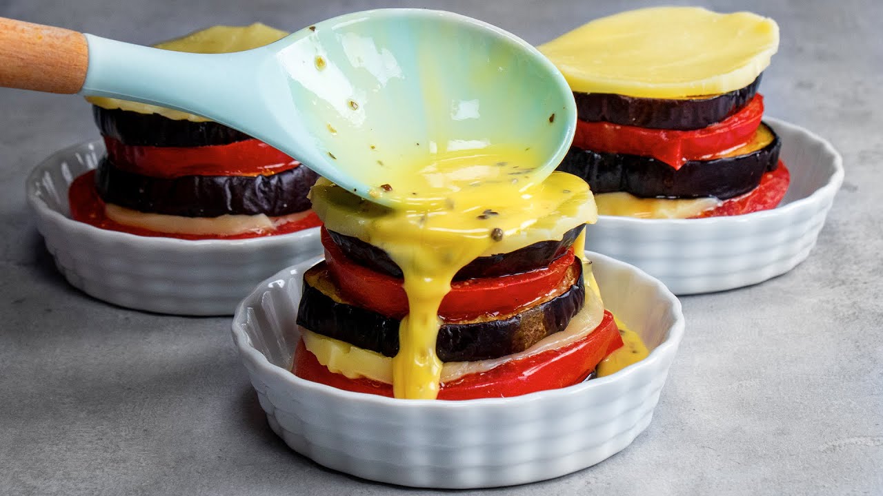 Je viens de verser la garniture sur les 3 ingrédients. Un dîner sain et rapide!| Savoureux.tv