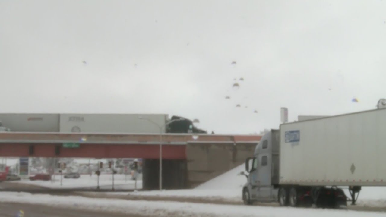 Winter weather causes dangerous driving conditions in the East ...