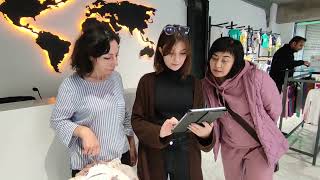 Online shopping experience in our showroom