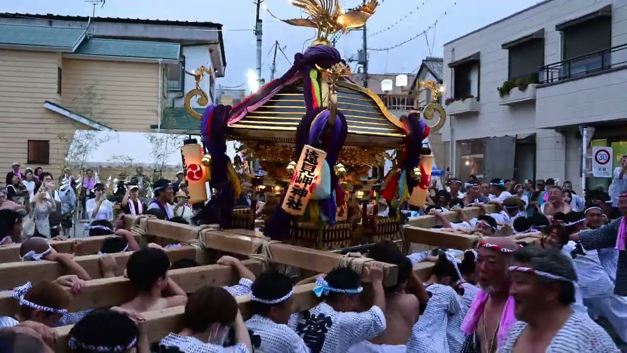 令和７年９月１３日「勝浦大漁祈願祭（於：京葉銀行前）」遠見岬神社神輿渡御・揉み