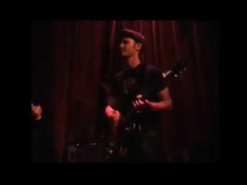 Dojo Cuts - Lift Me Up (Live)