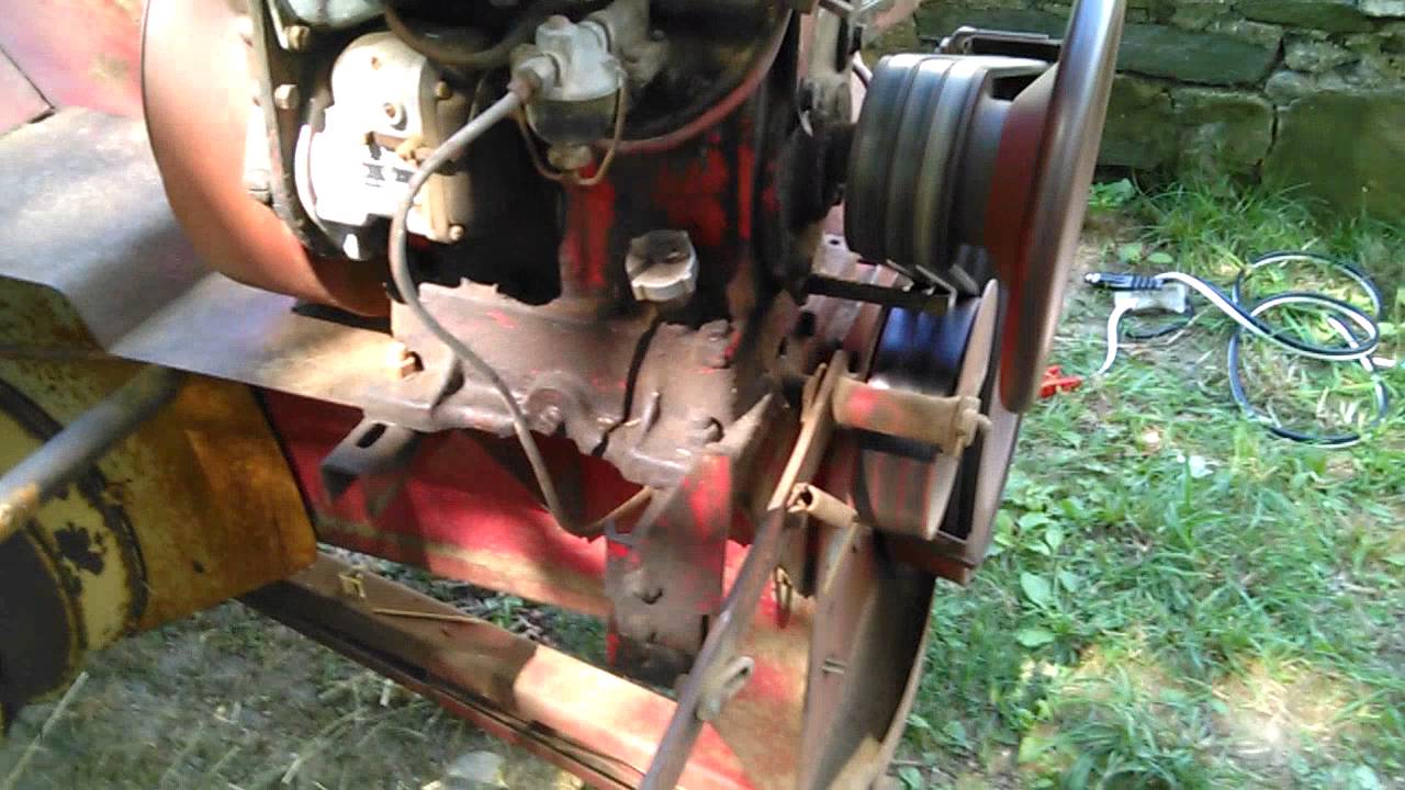 New Holland Hayliner Baler with a wisconsin motor YouTube