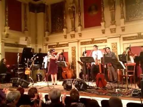 Ana Passeri - BESAME MUCHO