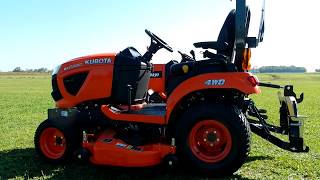 ... of the two tractors. 2230 is 12 years old but look at how good it
looks with 451 hours on it. 2380 brand new....