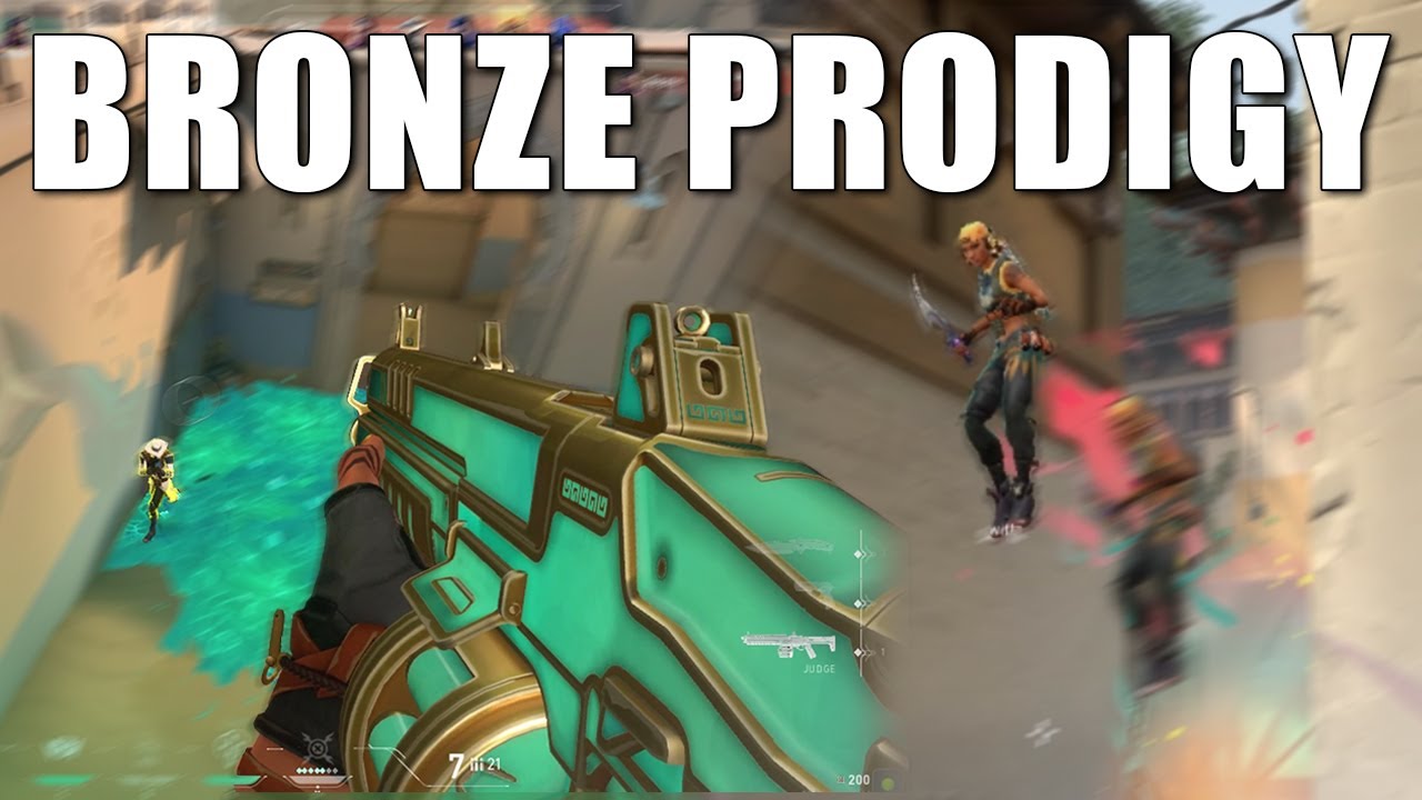 Meet the BRONZE RAZE who beats every Raze main in Valorant