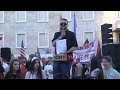 Dita e 13 e protestës në Tiranë, njeriu i Shkëlzen Berishës në krye te marshimit!