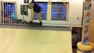 Half-pipe garage session
