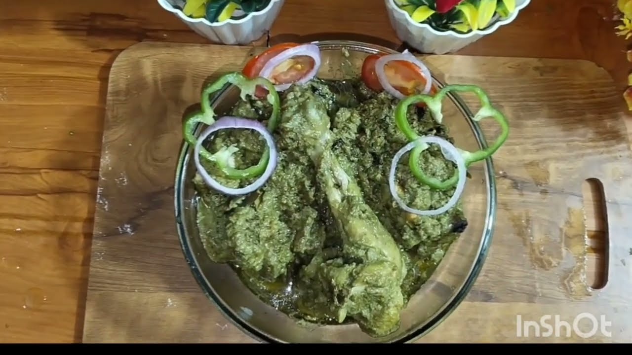 #Hyderabadi shadiyon mein banne wala green chicken ki recipe 🌿🍗🤔