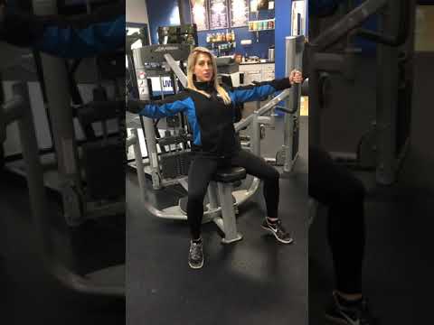 Life Fitness Pec Fly & Rear Delt Machine