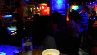 Eagles Bar in Chungli,中壢老鷹吧現場hit pop night