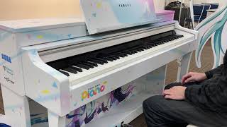 ヤマハのAI合奏技術を活用した「プロジェクトセカイ・ピアノ」。ピアノ演奏未経験者によるデモ