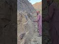 Big Rocks Cracking Work 🪓🗿 #rockcracking #stonelife #viralvideo