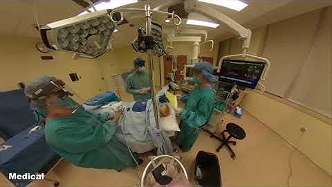 ISMAR 2023 - Enhancing Perception and Immersion in Pre-Captured Environments Eye Height Adaptation