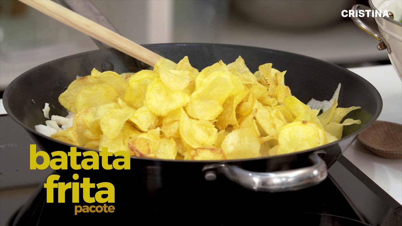 CRISTINA COZINHA BACALHAU RIBERALVES COM FARINHEIRA E ESPINAFRES