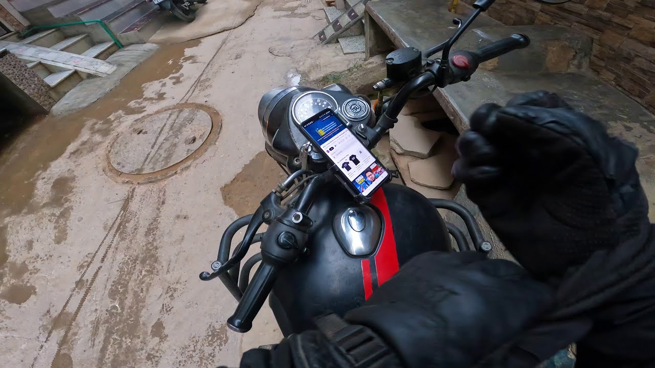 Delhi Winter Bike Ride POV — Cold Breeze, Empty Roads, Full Vibes
