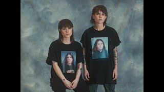 Смотреть клип Tegan And Sara - I Know I'M Not The Only One