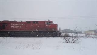 Birthday Train 4 Unit CP 8772 south W/ 8772 and 8872 @ Leduc Alberta 25FEB13 ES44AC 8772 Leading