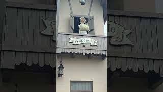 Download Lagu Cool \u0026 Unique Snow Themeing Show at Fantasiana Park in Austria #viral #viralshorts #themepark MP3