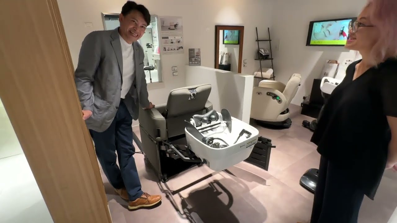 Our Visit to Takara Belmont in Osaka: Exciting News for Our Hair School!