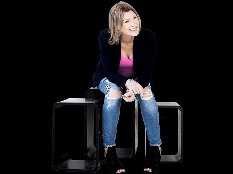 E26 - Up On The Edge (Special Guest: Kate Whelan) - YouTube