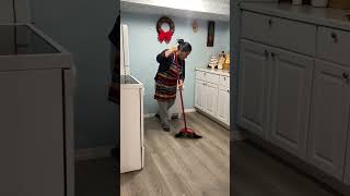 Limpiando Mi Casa, Todos Los Días, A Quien Más Le Gusta Limpiar?