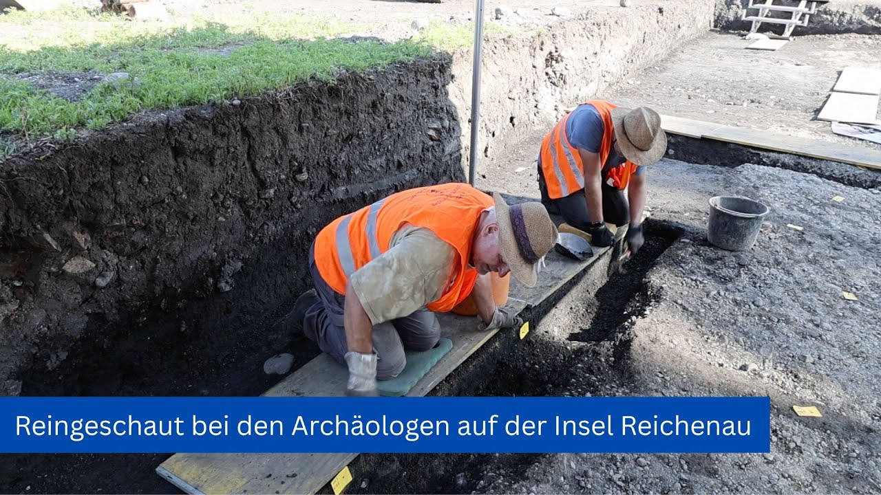 Reingeschaut bei der Grabung der Archäologen auf der Insel Reichenau