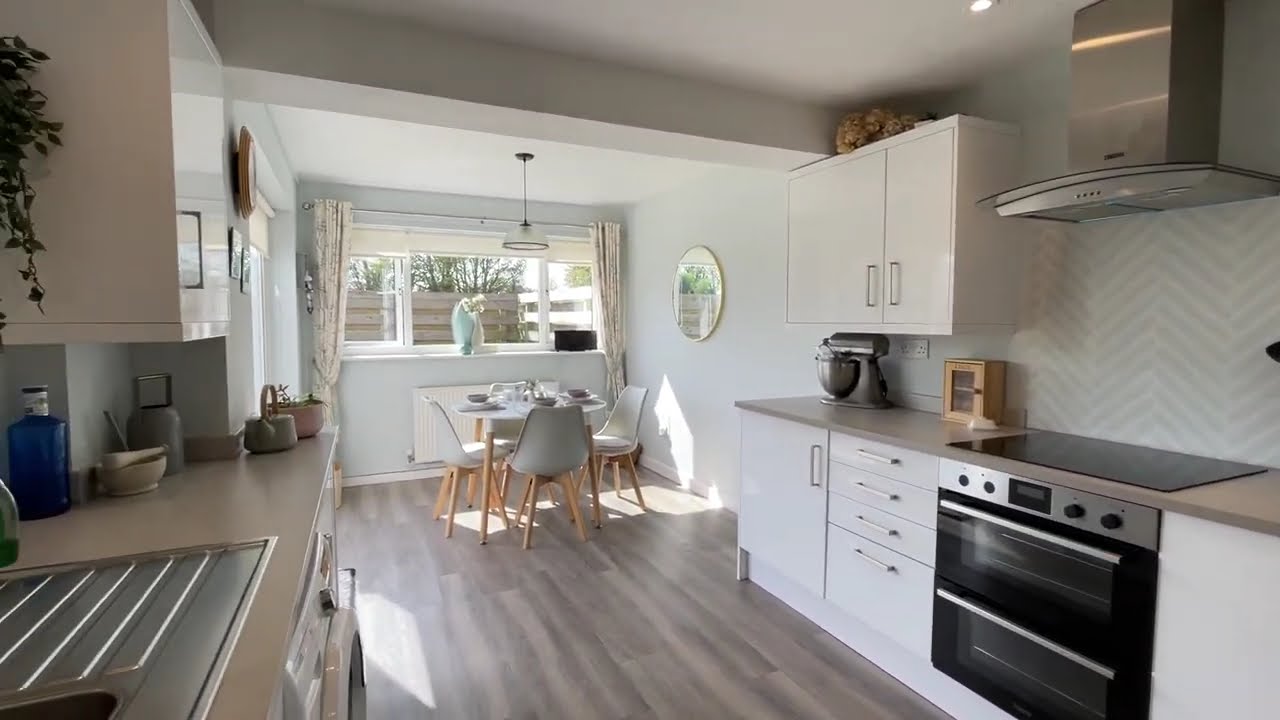 Druid Road, Menai Bridge, Isle of Anglesey, LL59