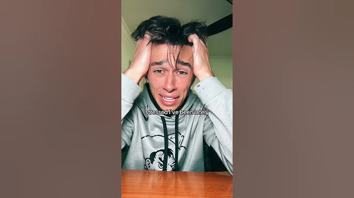 My Hair is FALLING OUT.. 💇 #relatablestories #comedy #funnymemes