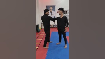 self defence technique on road side #anujtkd #selfdefense