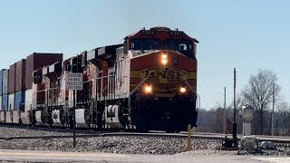 60-65 mph BNSF Stack train! BNSF Transcon: Marceline sub..3/8/26