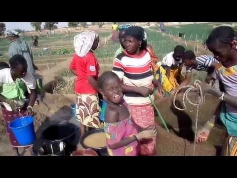 VILLAGE DE SAOUGA, A 12 KM DE GOROM-GOROM DANS LA ZONE SAHELIENNE DU BURKINA FASO