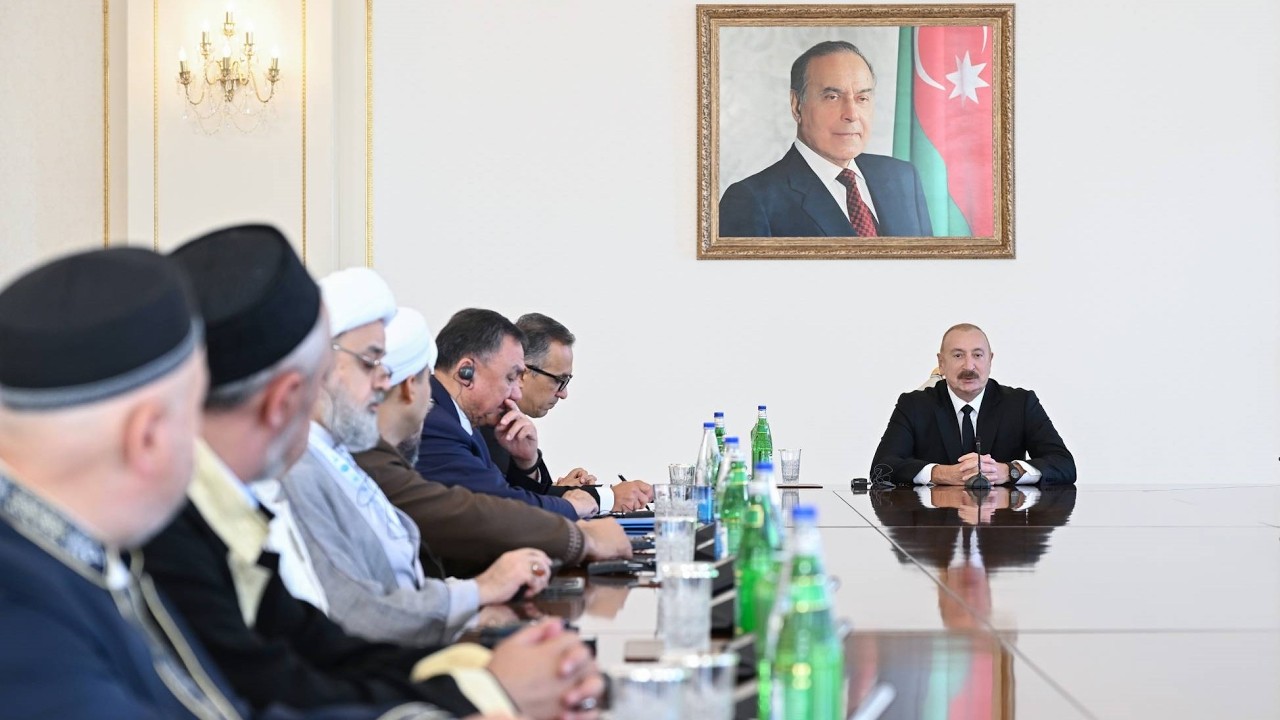Prezident İlham Əliyev Bakıda keçirilən beynəlxalq konf… — Transcript