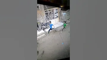 فيديو اعتداء محمد راجح على محمود البنا 