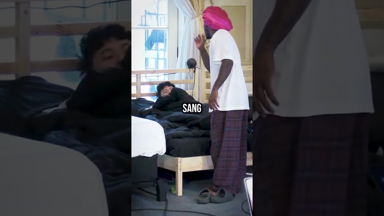 Kai Cenat Wakes Up Ray Using Taiwanese 🤣