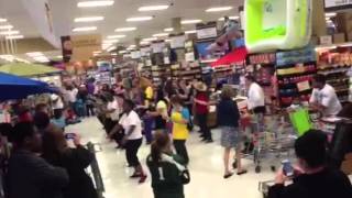 Flash mob Clark shoprite