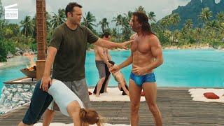 Couples Retreat: Mouvements de yoga douteux (CLIP HD)