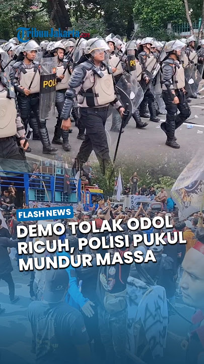 Polisi Pukul Mundur Sopir Truk Demo Tolak Zero ODOL yang Tutup Jalan Merdeka Barat Jakarta Pusat