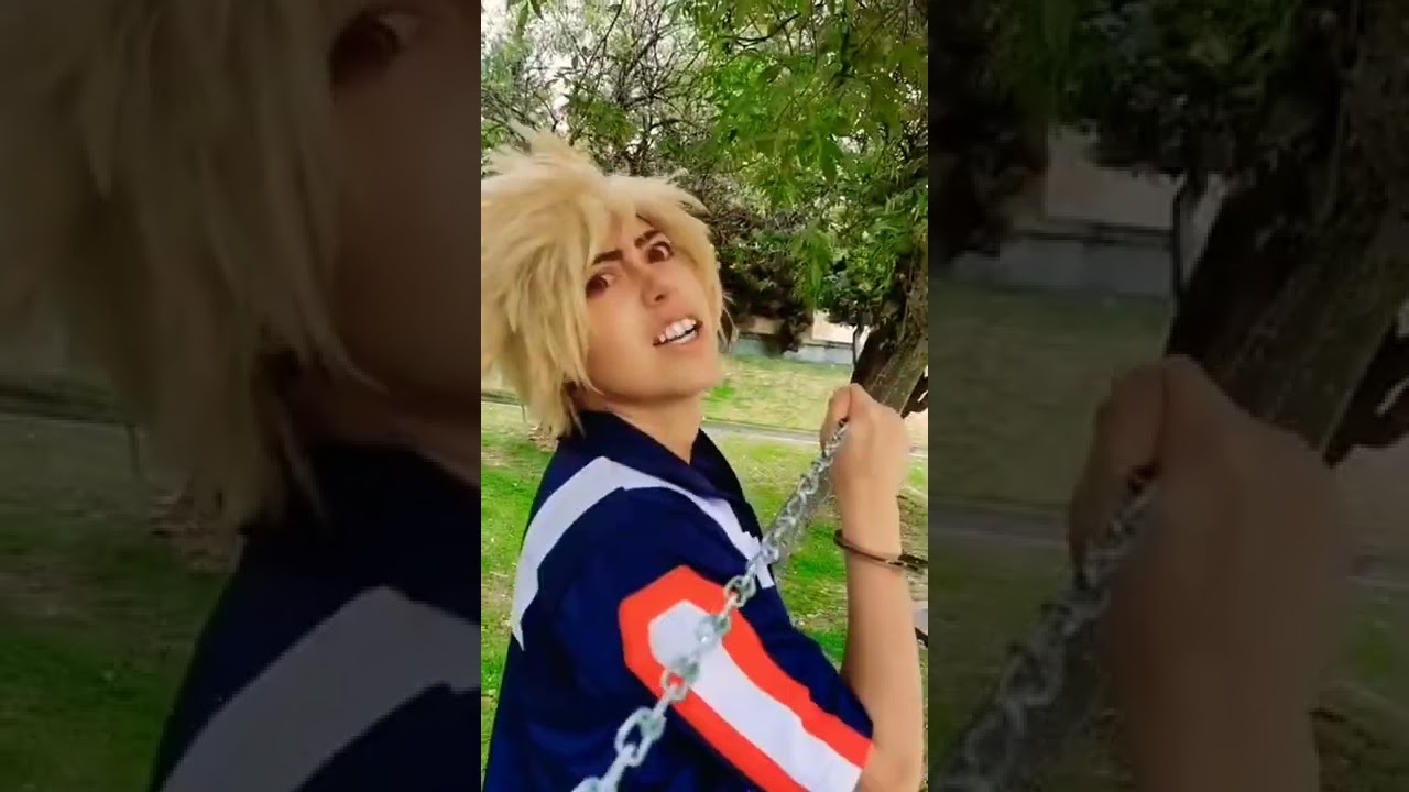 Qué pasaría si Bakugo y Deku estuvieran esposados un día entero .. ?