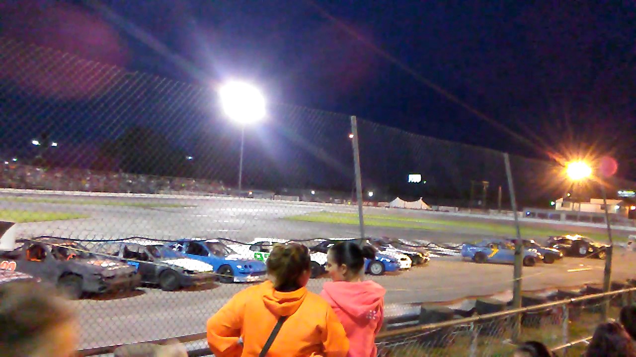Fwd figure 8 sportsdrome speedway YouTube