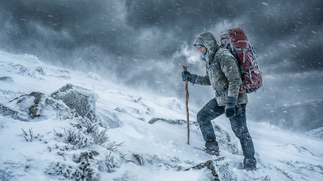 Surviving -11°C Blizzard: Only Escape is Buried Under Snow