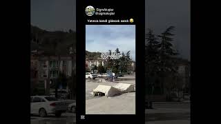 Yatınca Kendi Gidecek Sandı