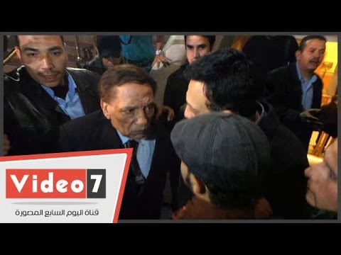 بالفيديو عادل إمام لـ ماهر عصام بعد تحسن صحته خلى بالك من نفسك والبس كويس 